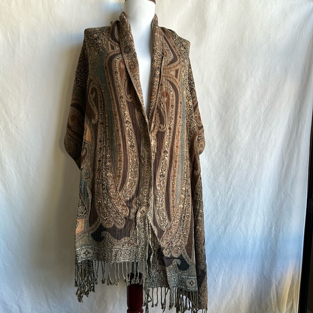 ‘90s Indian paisley abstract fringe shawl boho scarf